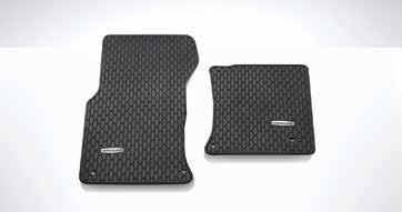 LUGGAGE COMMENT LUXURY CARPET MAT Luxurious soft luggage mat, Black with the Jaguar logo.