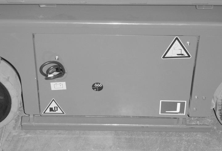 Emergency Stop Controls There is an emergency stop control at the lower and upper controls. Both the lower and upper control emergency stop buttons must be on to operate the machine. Figure 4.