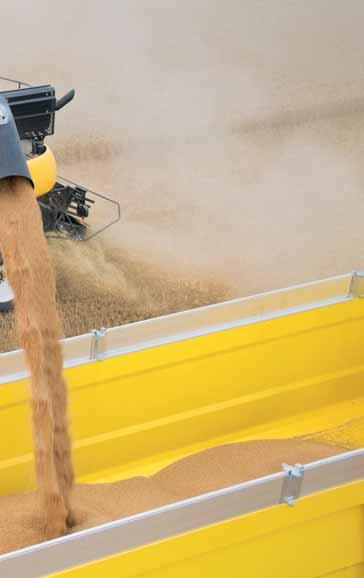 KEEP AN EYE ON YOUR GRAIN The CR has set a new industry standard in terms of grain quality, but for your peace of mind, New Holland has designed a