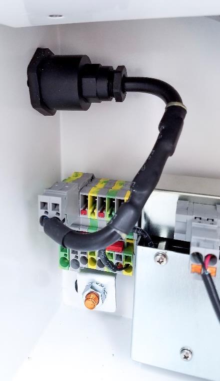 Connect the gray Phoenix connector to the power input on the DIN