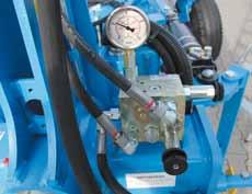 The pressure in the hydraulic system can be adjusted easily to the particular conditions with the aid of HydriX, LEMKEN s hydraulic version.