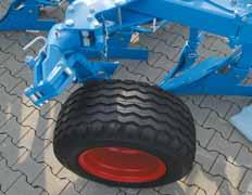 Safe on the field and highway alike Depth-control wheel The special design of the depth-control wheel ensures high ground clearance, and thereby the