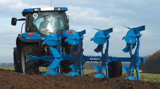 With their comprehensive equipment and wide range of accessories, they enable every farmer and contractor to select the ideal machine for their own tillage tasks.