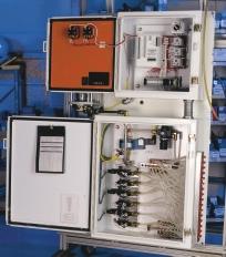 Series 200 A customized system that provides basic monitoring with unlimited lubrication points.