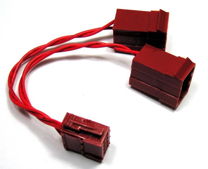 Vehicles most affected: Iveco, MAN, Mercedes, Scania and Volvo Volvo / Mercedes Plug Y Cable Secondary CAN-Bus adapter - DDL-CY In some cases a RED plug may already be inserted in the C Connector of