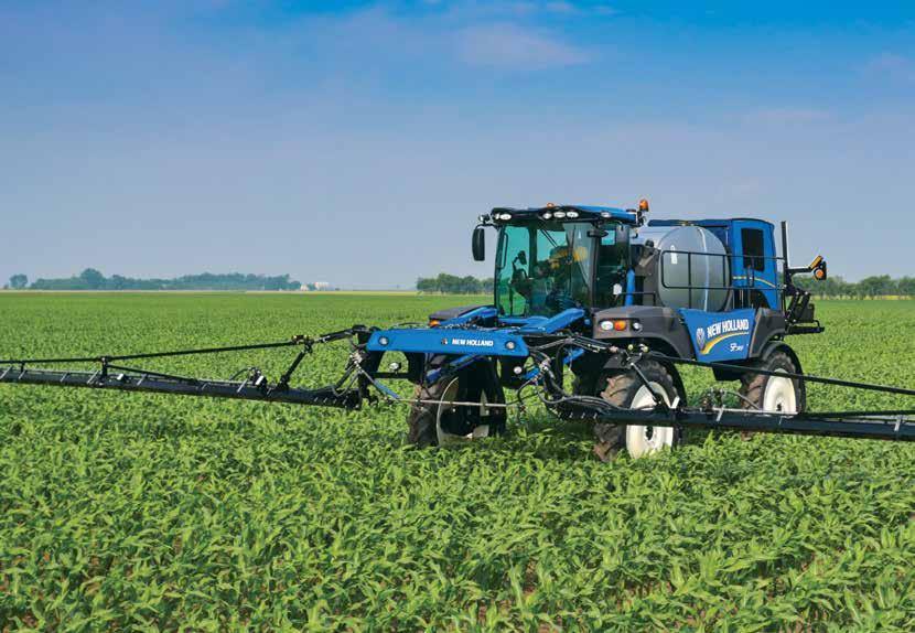 02 OVERVIEW Never look back. Ascend into a Guardian front boom sprayer from New Holland and never look back.