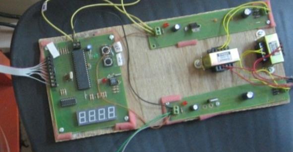 In this paper a novel method of reducing vibration amplitudes at resonance is proposed, the methodology and results are discussed in the following sections. Fig. 2 PSOP-PCB assembly mounted on Nylon.