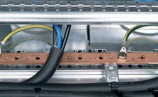 S/2 S Main terminal in wiring sleeve consisting of a copper bar 32 x 5 mm C CONNECTOR BLOCKS 1. Standard horizontal blocks Rails Cat. No.