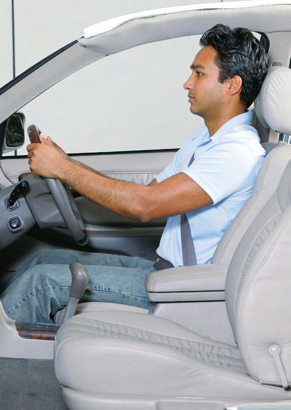4 DRIVING POSTURE The steering wheel should be adjusted low, facing the driver s chest rather than the face.