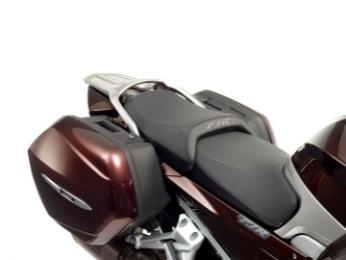 be placed on either side of the rear of the FJR for long-distance touring * 30L double shell construction, one helmet per case * Single lock, unit key operation *