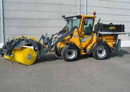ENGINE CAT C2.2 EU Off Road Stage 3A 4-cylinder diesel engine Displacement 2,216 cm3 Output 36 kw (48 hp)/2,600 rpm Max.