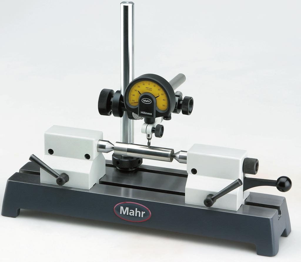 - 8-6 Center Bench 818 Ideal for quick and accurate concentricity / run-out checks Bench: Flatness of the surface is in accordance to DIN 876/1 Two T-slots for Tailstock and / or Support Arm