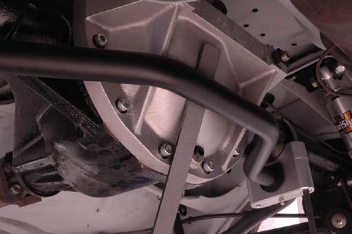 Verify clearance between the anti-roll bar and rear end cover. In this example we used a.