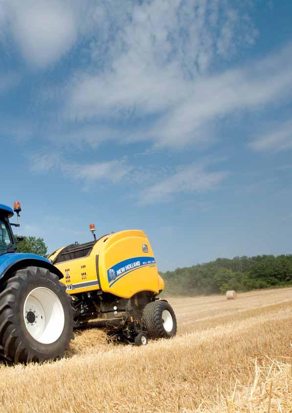 EXACTLY WHAT IT SAYS ON THE BONNET T7 tractors offer improved performance thanks to the Tier 4A ECOBlue SCR advantage, and these productivity enhancing characteristics are immediately obvious to all