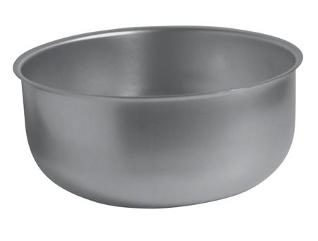 MIXING SOLUTION BOWLS Tapered sides and rounded bead design make these basins ideal for storing and pouring.