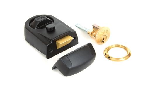 A simple snib button deadlocks the latch from