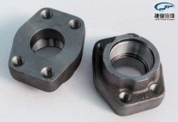 HYDRAULIC SAE FLANGES Parker offered thread flanges are designed as per iso 6162-3000 psi series & 6000 psi series only.