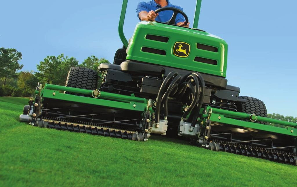 2653B PrecisionCut A reel mower to rely on.