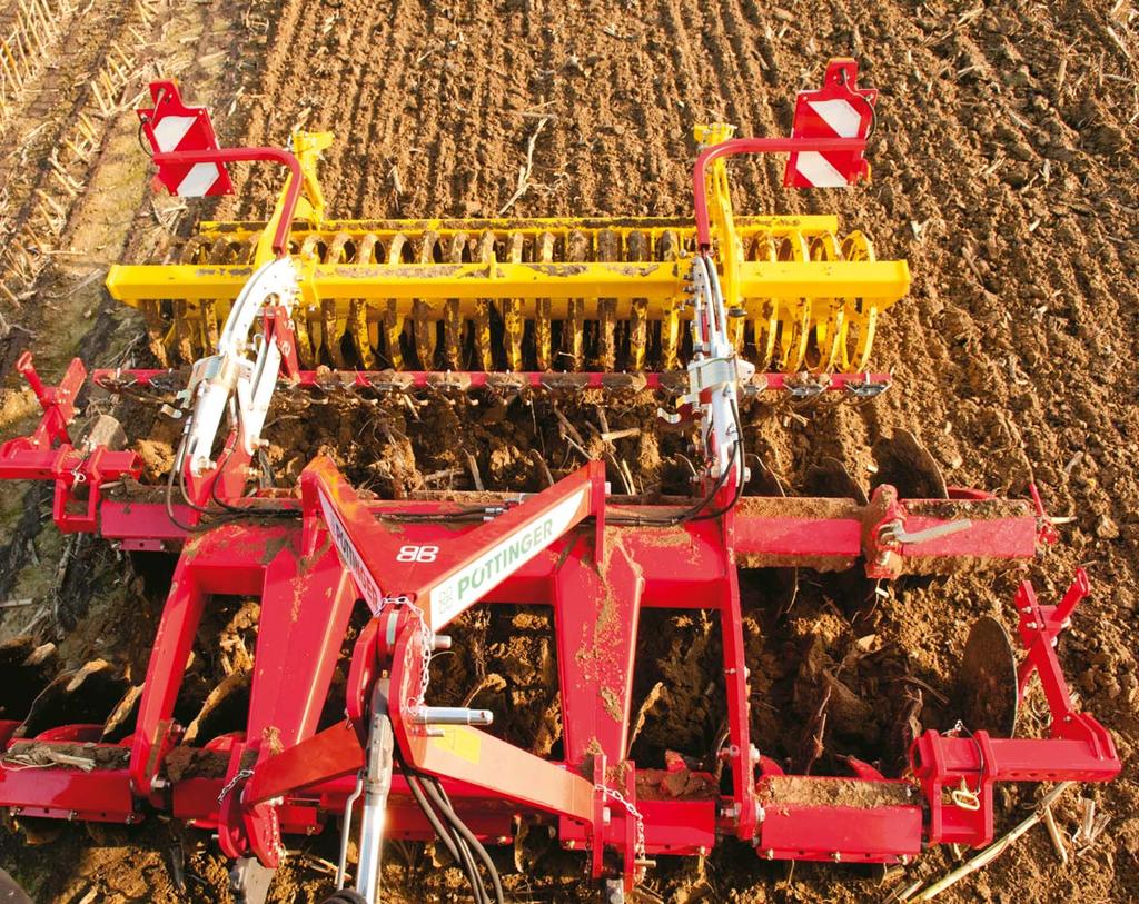 TERRADISC Compact disc harrows The new, open frame construction provides the driver with an excellent view of the front and rear harrow disc gangs.