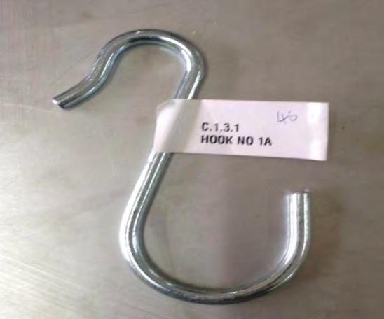 7) Hook No 1 A self-locking when strapped without any special tool To suspend
