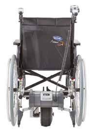 Thanks to the centrally located drive wheel, the wheelchair is perfectly easy to steer.