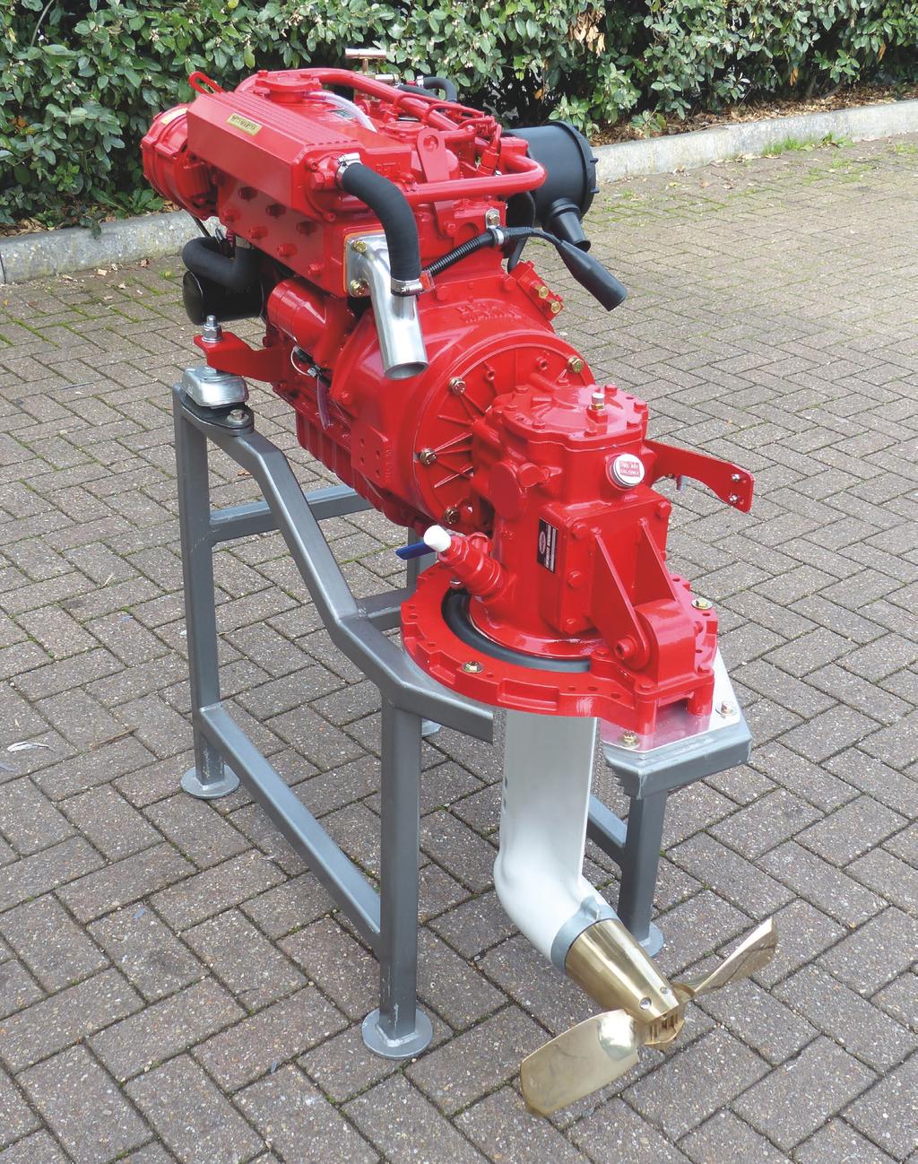 Solution 2: Replacement Engine and Saildrive to fit existing GRP Base With solution 2 we supply a complete replacement saildrive unit.