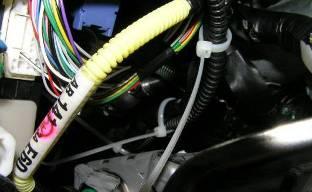 (Fig 3-5 & 3-6) (e) Route harness behind air bag toward driver foot well along the OE harness.
