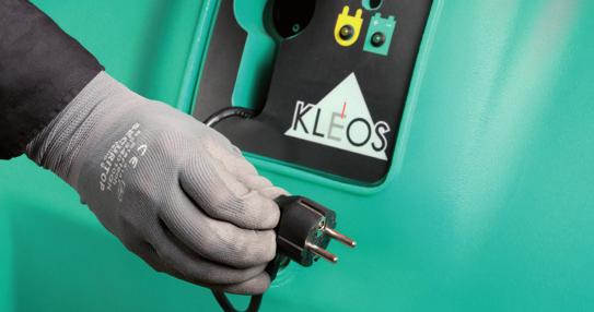 KLEOS EB RELIABILITY & ERGONOMY To facilitate daily material handling and to provide easy use, the Kleos EB is equipped with an electric motor.