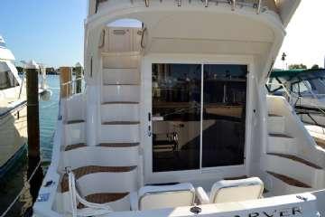Transom door Molded steps to bridge Hull New bottom paint in December 2010 Waxed Quarterly Washed Bi-monthly Bottom cleaned monthly and