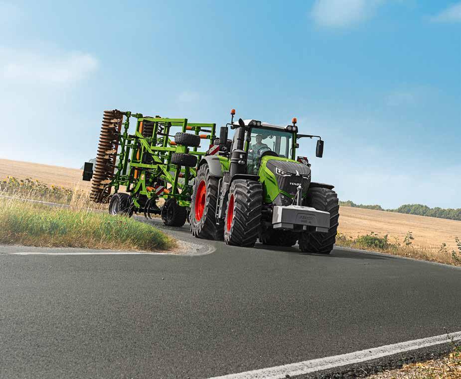 Braking assistants A highlight that you would not want to do without: in the automatic setting, the new Handbrake Assistant automatically activates the handbrake when you climb out of the cab or turn