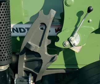 Two control valves on the front loader can be operated precisely with just one lever.