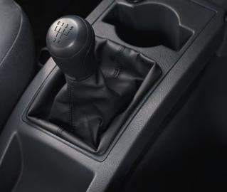steering wheel, integrated cup holders, convenient