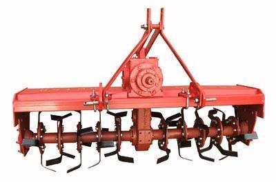 Chapter 15 Cultivators, levelers, ridger and bund former Cultivator It is an implement for inter cultivation with laterally adjustable tines or discs to work between crop rows.