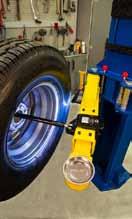 Easily accessable for mechanics to put on or take off a tyre, on each side of the lift arm, from the vehicle.