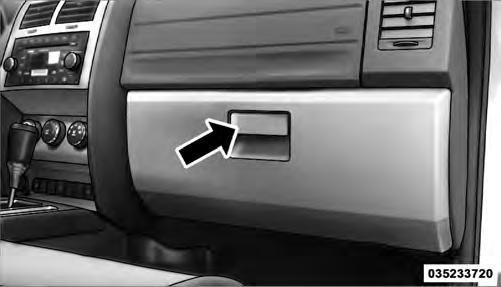 184 UNDERSTANDING THE FEATURES OF YOUR VEHICLE STORAGE Glove Box Storage Compartment The glove box storage