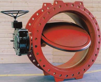 Triple-function seat provides bi-directional drop-tight shutoff, isolates the valve body and stem from the line media and also serves as the flange seal.