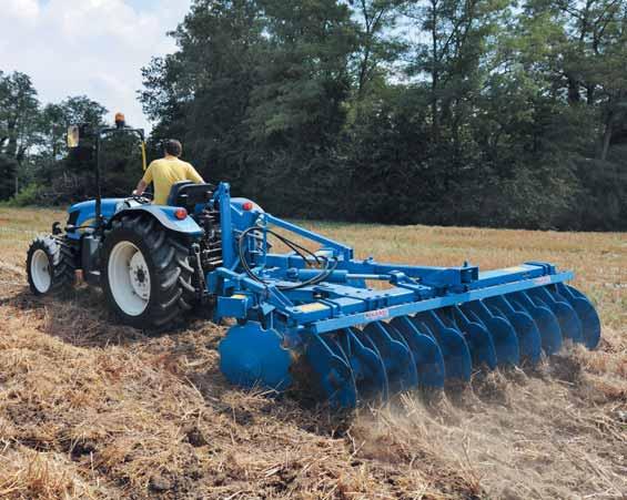 THE CAPACITY TO KEEP YOU WORKING New Holland has designed the TD4000F series to ensure ease of maintenance.
