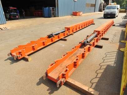 One of the alternative methods available is the 1200 tons capacity Hydraulic Jacking System.
