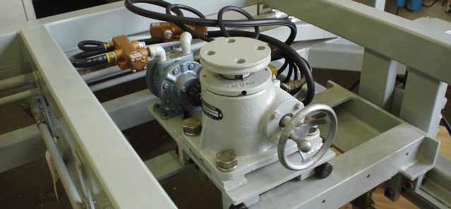 EXTERNAL POWER SOURCE AND GEAR REDUCER All actuators require an external power source. Whether this power source be an electric motor or hand wheel Duff-Norton has the required component.