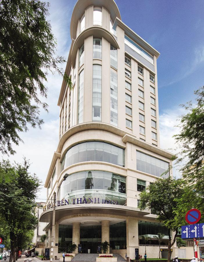 HOTEL Supply Opening: one 3-star and one 4-star (33 rooms) Closure of one 3-star (5 rooms) Total stock: ~16,2 units, 2% QoQ, 8% YoY 5-star (2), 4-star (24), 3-star (87) Central Palace Saigon Market