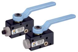 Quick Connect with Trigger 56-0009-01 Shutoff Type Accumulator For use with the following Pallet decouplers or other devices using Quick Disconnect coupler Part 30-7727-66 56-0001-01 Manual 1500 psi,