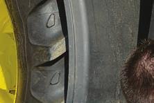 Instructions for use To determine the tyre pressure: Tyre pressure is
