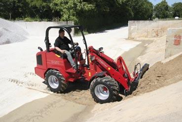 Our customers have made us what we are today: one of the world s most competitive and successful suppliers of compact wheel loaders and teleloaders.