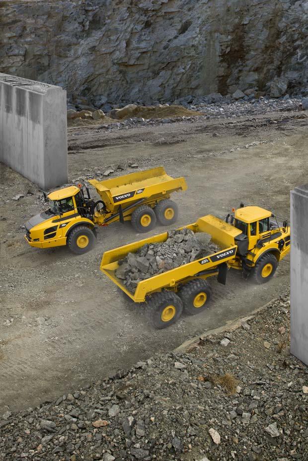 Full Suspension Boosts Productivity The efficient and reliable 3-point axle mounting, allowing excellent off-road performance, is further improved.