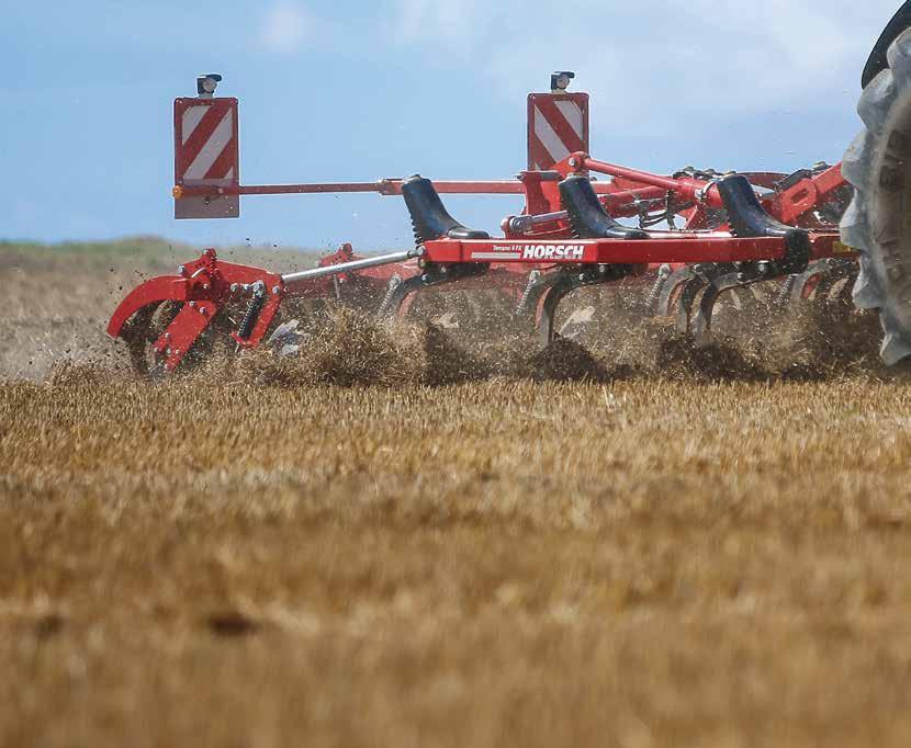 26 Terrano FX Effective cultivation technology with a wide range of uses The HORSCH Terrano FX is a compact 3-row cultivator with an enormous range of use