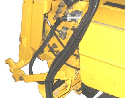 NOTE: For New Holland combines built prior to Model Year 2009, order B5614 NH Auto Header Height Sensor Kit from your MacDon Dealer. Installation instructions are provided with the kit.