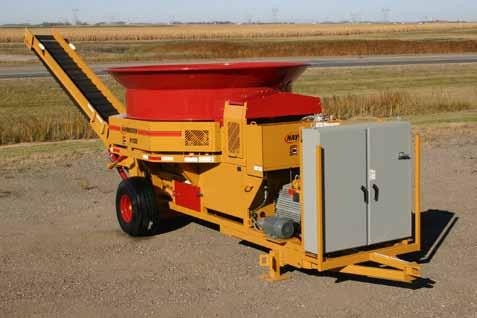 Some of these features include tub tilt, heavy hammermill with ½ plates and ½ hammers along with 1 ¼ rods, dual augers and a 26 long stacking conveyor.