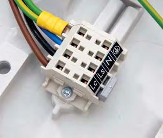 periodic checks Plug and socket battery connection for quick connection guaranteeing correct polarity Can