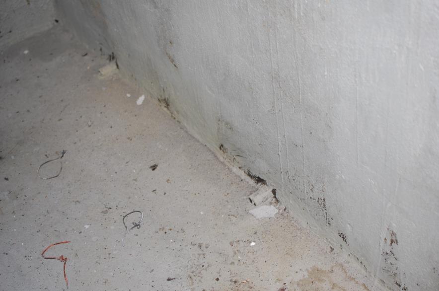 33 Weep Holes Holes in the base of a concrete form encasing a tank may be used to detect a leak