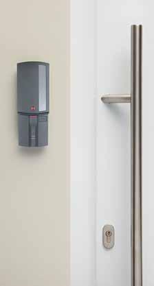 AUTOMATIC LOCKS, GLAZINGS Custom equipment Open your door easily and conveniently via multiplepoint locking using a hand transmitter, radio fingerscan or transponder.
